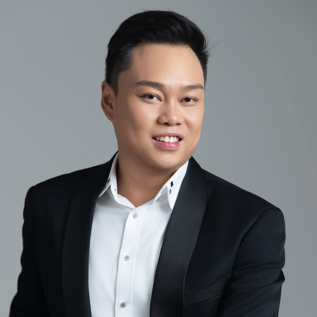 MK Phang 彭文泉